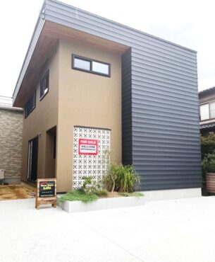 高岡市出来田99-10　新築住宅サムネイル