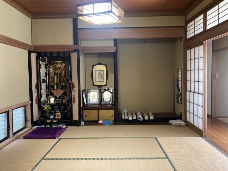 高岡市蓮花寺　中古住宅