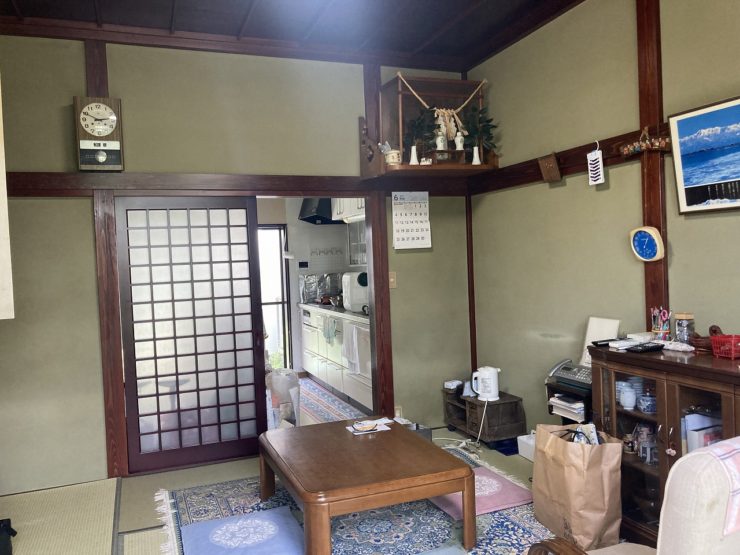 高岡市蓮花寺　中古住宅