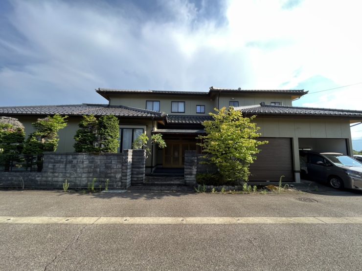 南砺市柴田屋　中古住宅