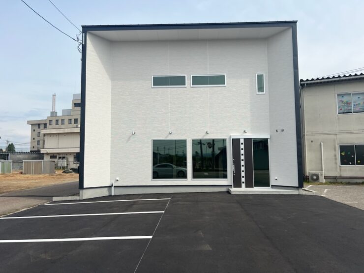 新富町　住居併用テナント