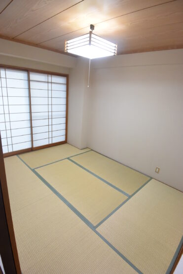 砺波市三郎丸　賃貸マンション