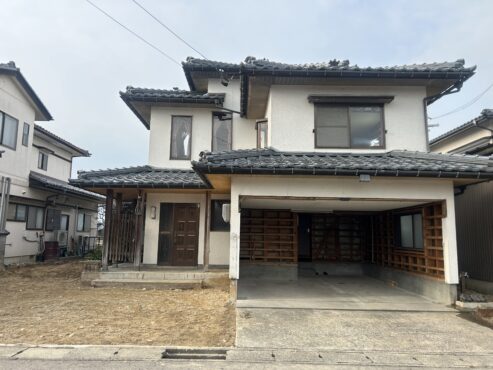 砺波市神島　中古住宅サムネイル