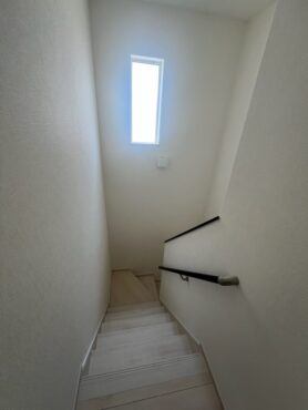 高岡市戸出町５丁目　中古住宅サムネイル