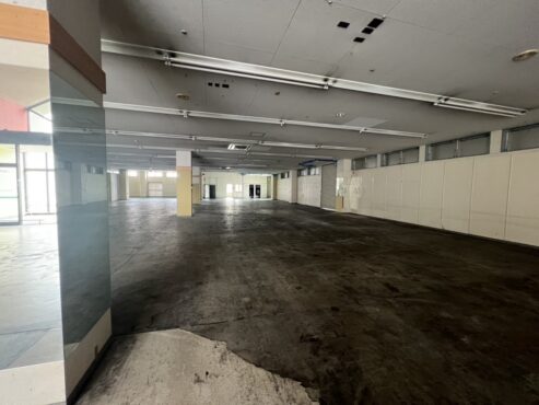 南砺市やかた　貸店舗サムネイル