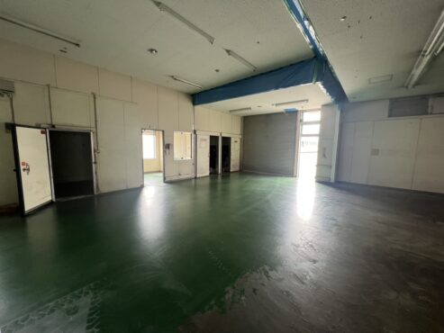 南砺市やかた　貸店舗サムネイル