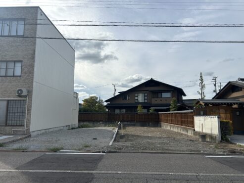 砺波市春日町　土地サムネイル