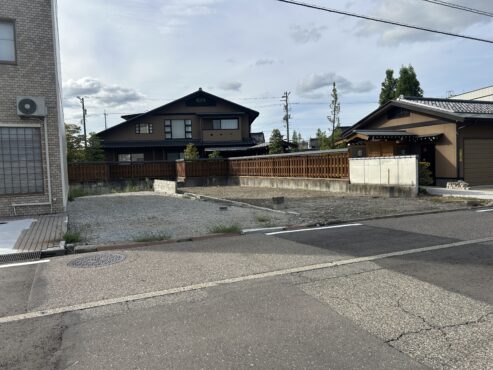 砺波市春日町　土地サムネイル