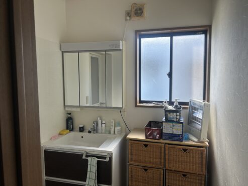 砺波市高波 中古住宅サムネイル