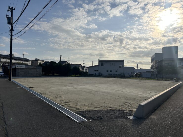 ファミエールタウン新富町