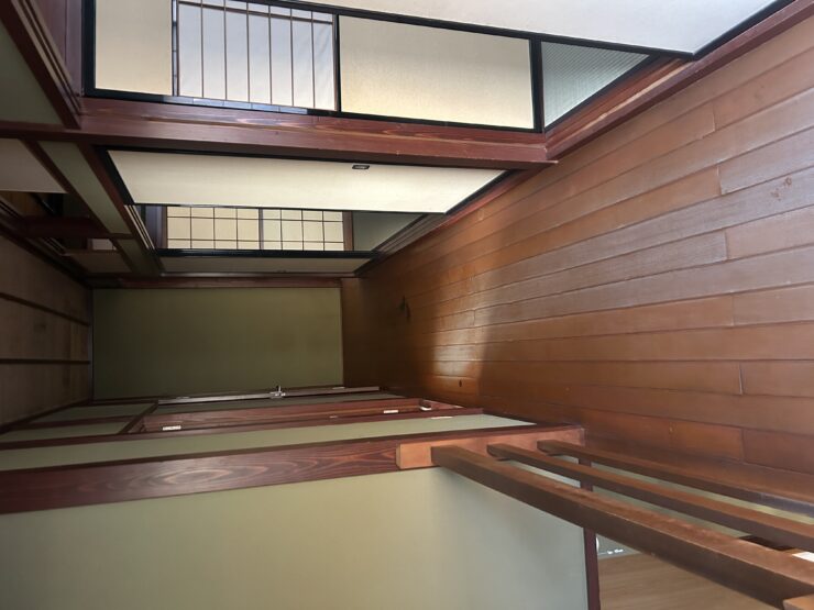 砺波市表町 貸家