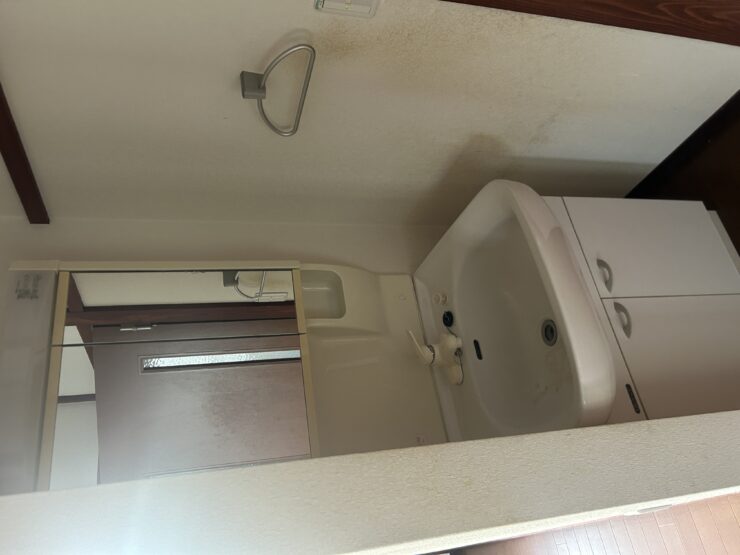 砺波市表町 貸家