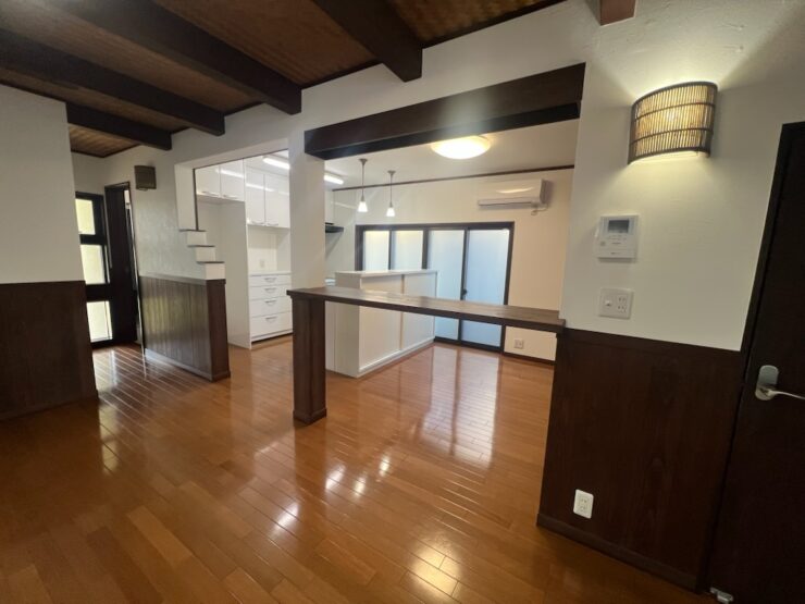 砺波市神島　中古住宅