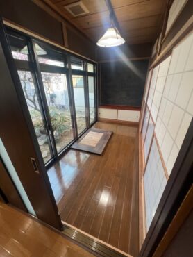 砺波市神島　中古住宅サムネイル