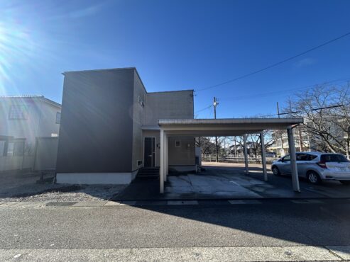 高岡市福岡町大野　中古住宅サムネイル