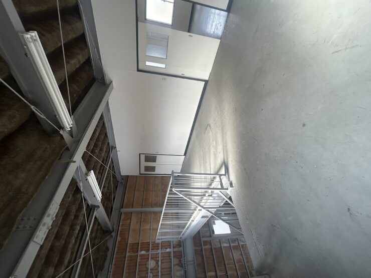 砺波市栄町　貸事務所