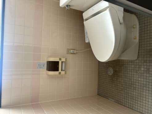 砺波市栄町　貸事務所サムネイル