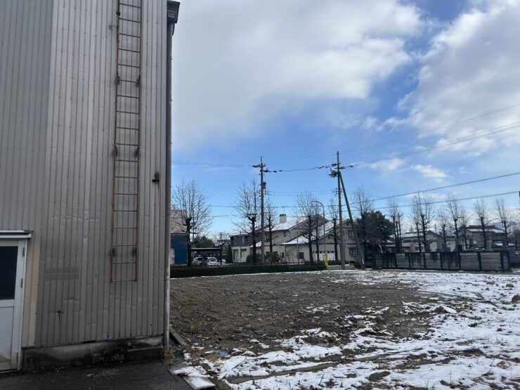 砺波市栄町　貸事務所