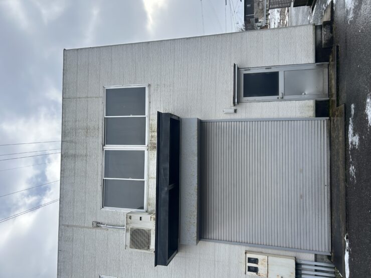 砺波市栄町　貸事務所