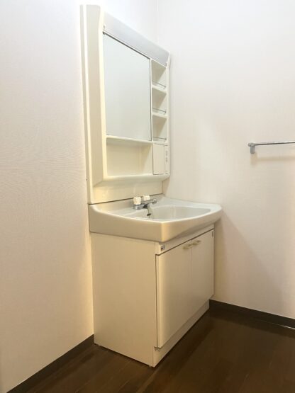 砺波市三郎丸 賃貸マンション