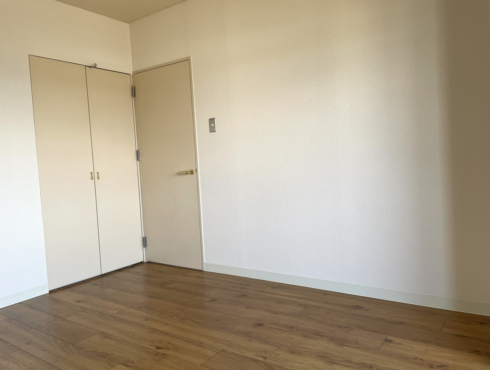 高岡市戸出狼　賃貸マンションサムネイル