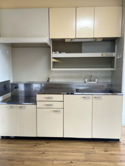 高岡市戸出狼　賃貸マンション