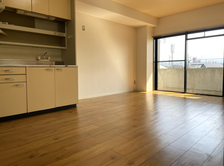 高岡市戸出狼　賃貸マンション