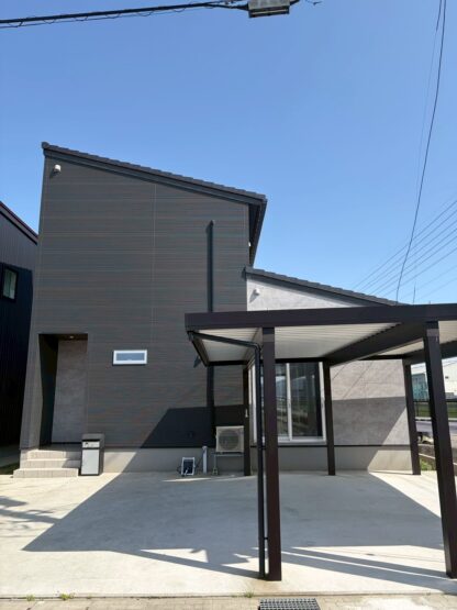 高岡市横田　中古住宅