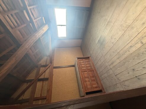 砺波市庄川町金屋　中古住宅サムネイル
