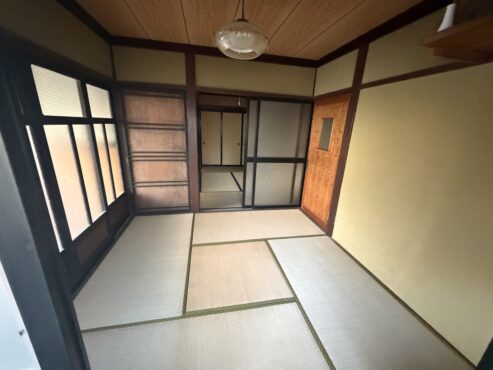 砺波市庄川町金屋　中古住宅サムネイル
