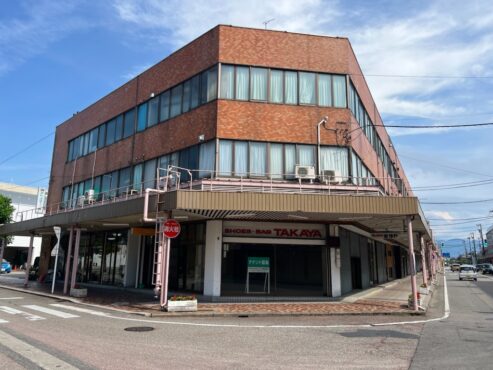砺波市表町 貸テナントサムネイル