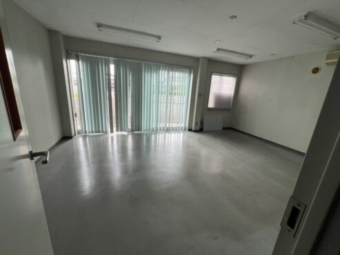 南砺市高儀　貸店舗･貸倉庫サムネイル