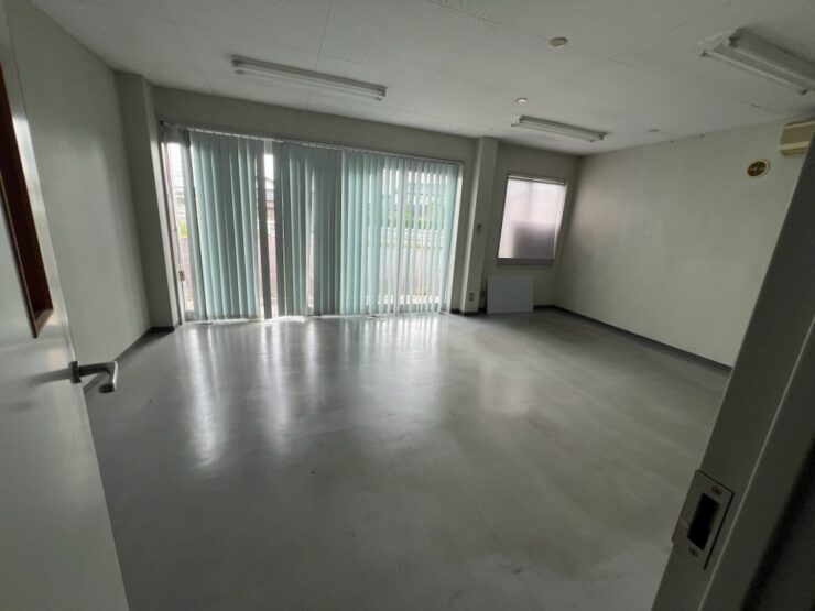 南砺市高儀　貸店舗･貸倉庫