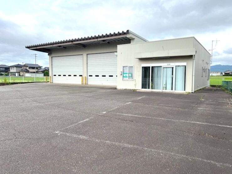 南砺市高儀　貸店舗･貸倉庫サムネイル