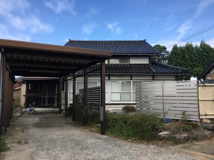 砺波市東保　中古住宅サムネイル