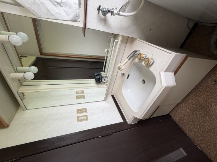 砺波市林　中古住宅