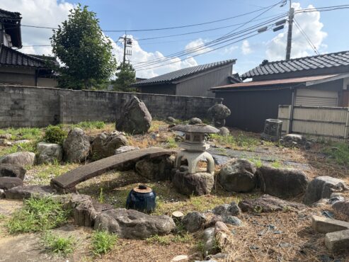 砺波市東保　中古住宅サムネイル