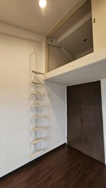 砺波市千代　賃貸マンションサムネイル