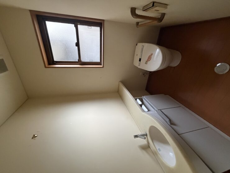砺波市表町 中古住宅