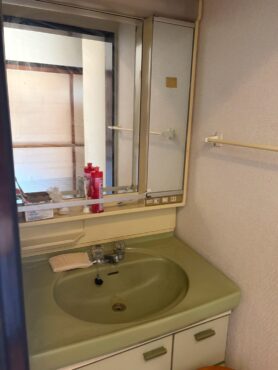 砺波市安川　中古住宅サムネイル