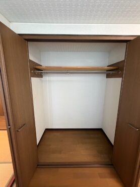 砺波市安川　中古住宅サムネイル