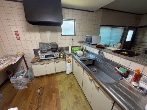 砺波市安川　中古住宅サムネイル