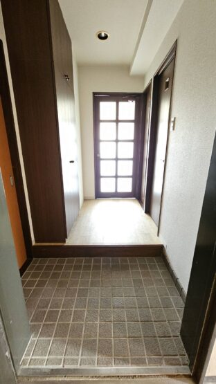 砺波市三郎丸 賃貸マンション
