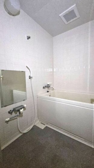 砺波市三郎丸 賃貸マンション