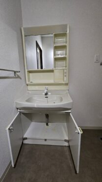 砺波市三郎丸　賃貸マンションサムネイル